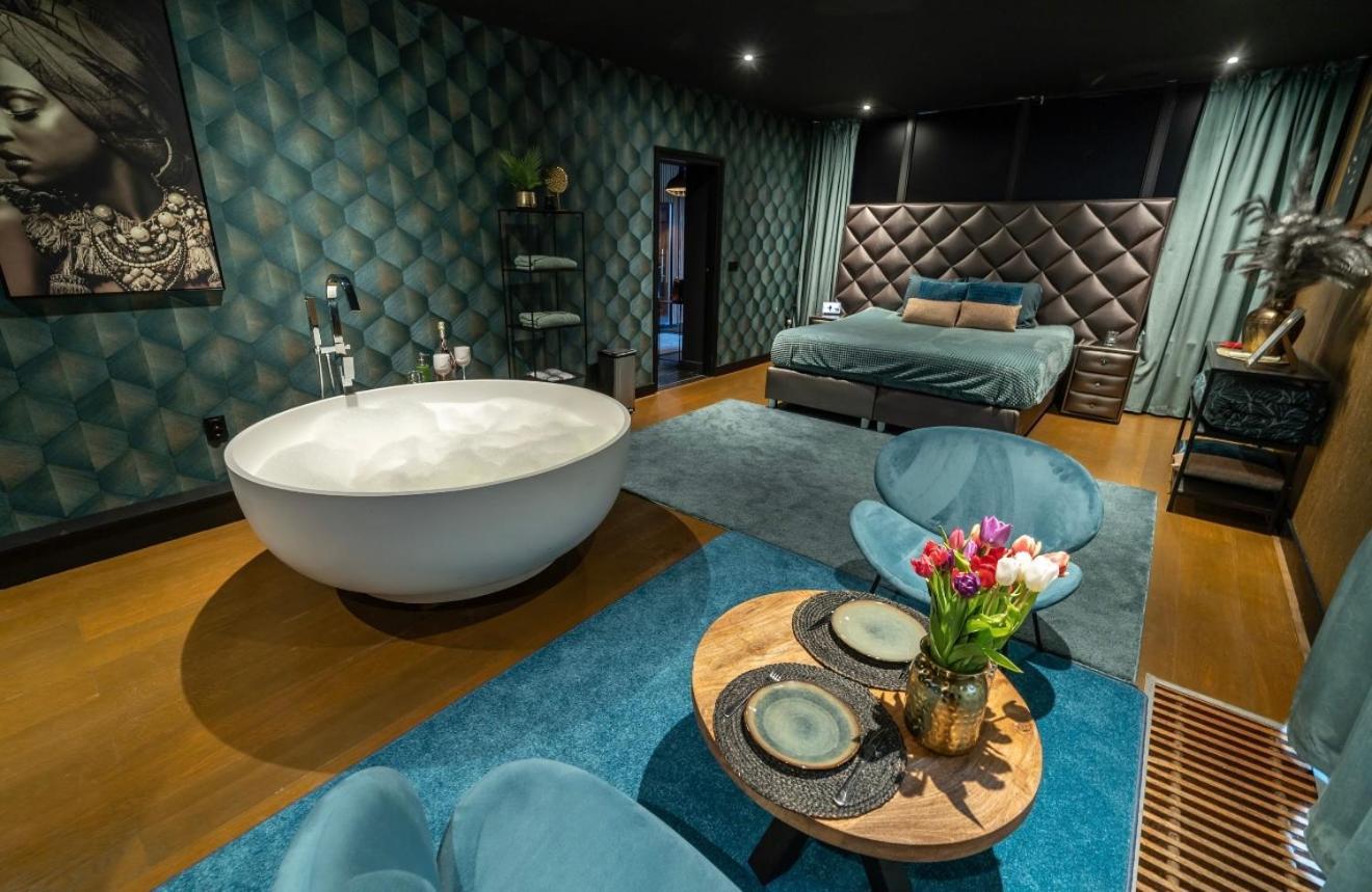 De Luxe Bed &Wellness Βίλα 's-Hertogenbosch  Εξωτερικό φωτογραφία
