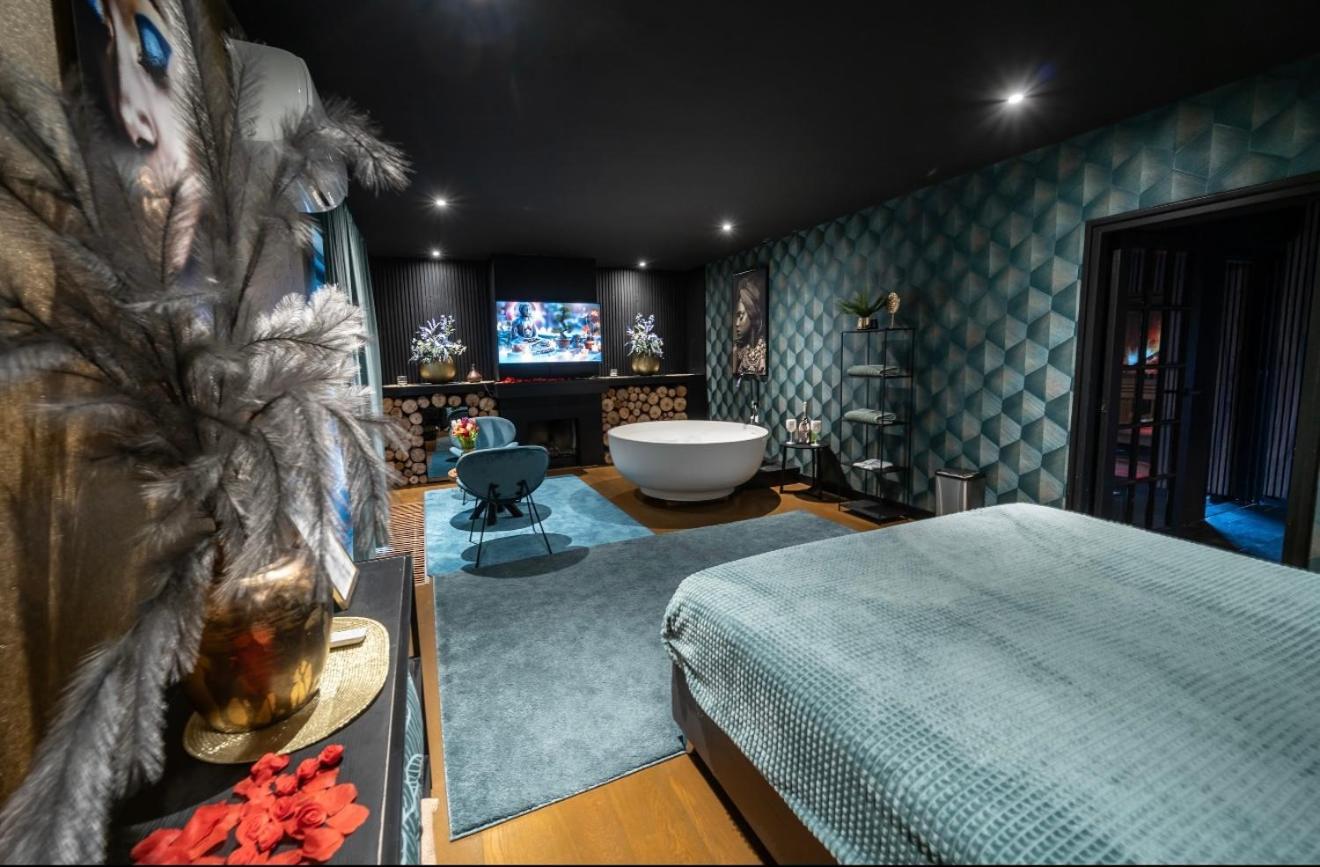 De Luxe Bed &Wellness Βίλα 's-Hertogenbosch  Εξωτερικό φωτογραφία