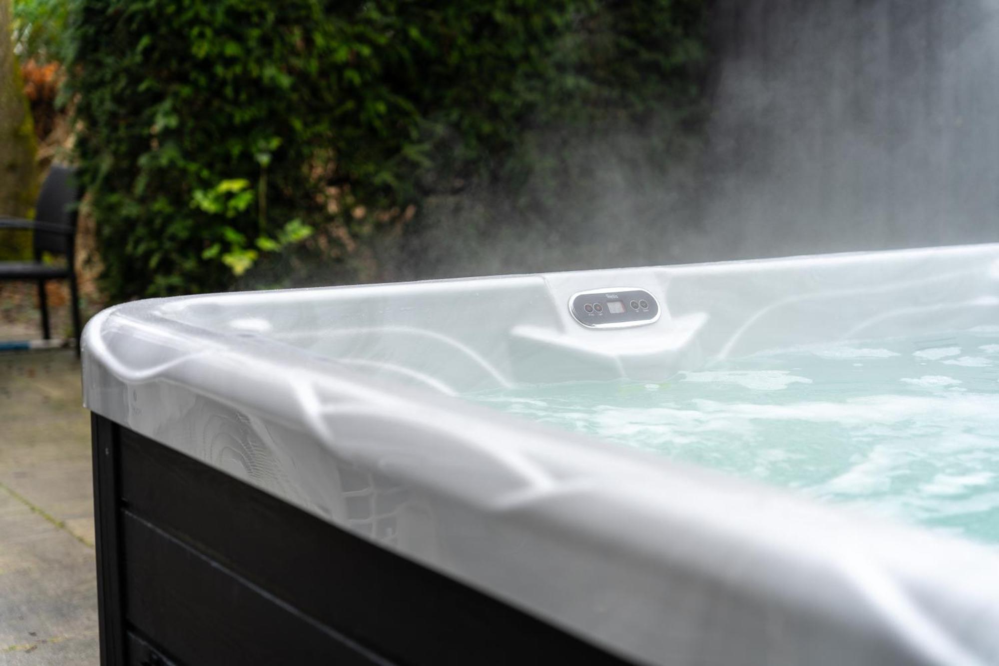 De Luxe Bed &Wellness Βίλα 's-Hertogenbosch  Εξωτερικό φωτογραφία